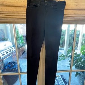 BLACK STRAIGHT LEG JEANS